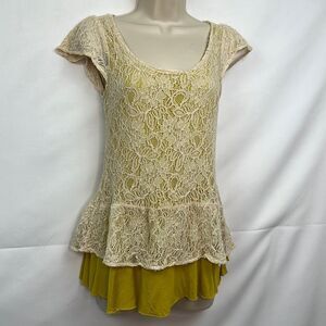 A’reve cream lace and green lace tunic top with scoop neck size small